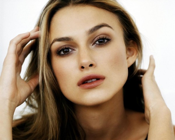 keira-knightley-can-a-song-save-your-life-600x480